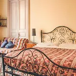 Casa Verdi - House of Travelers